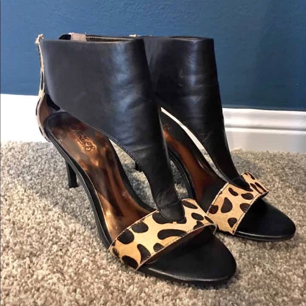 Carlos Santana SEXY shoe